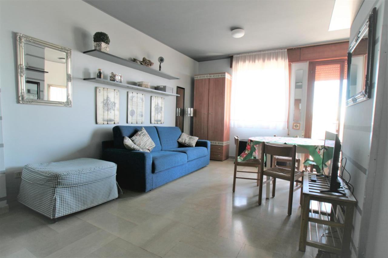 Brioni Fronte Mare Appartement Lido di Jesolo Buitenkant foto